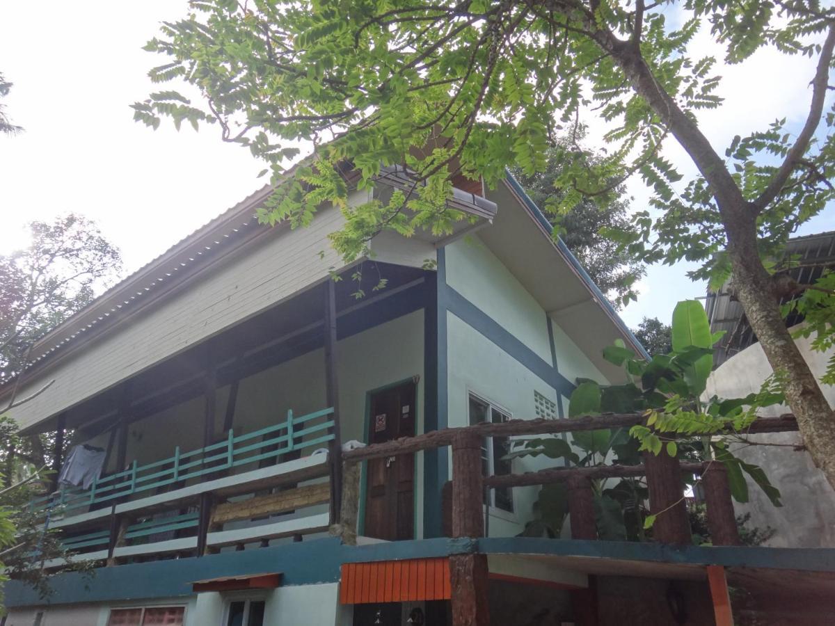 Hotel P'Un House Ko Tao Exterior foto